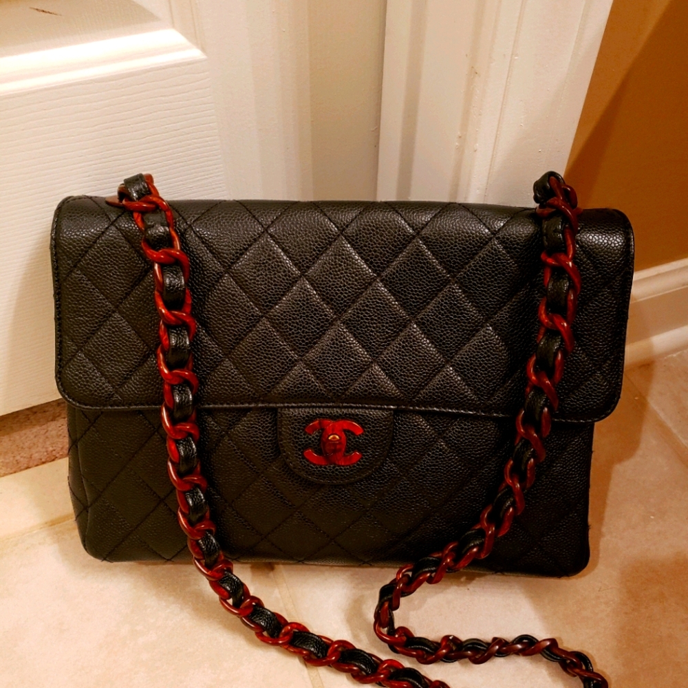 Chanel black caviar vintage jumbo bag